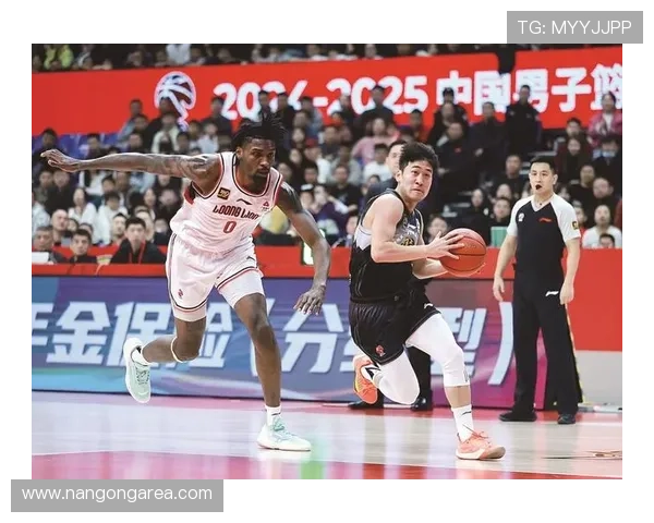 篮球队伍重塑辉煌探索新时代战术打法与球员发展策略