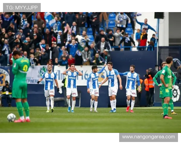 西甲联赛最新赛季焦点战役分析与球队实力全面解读